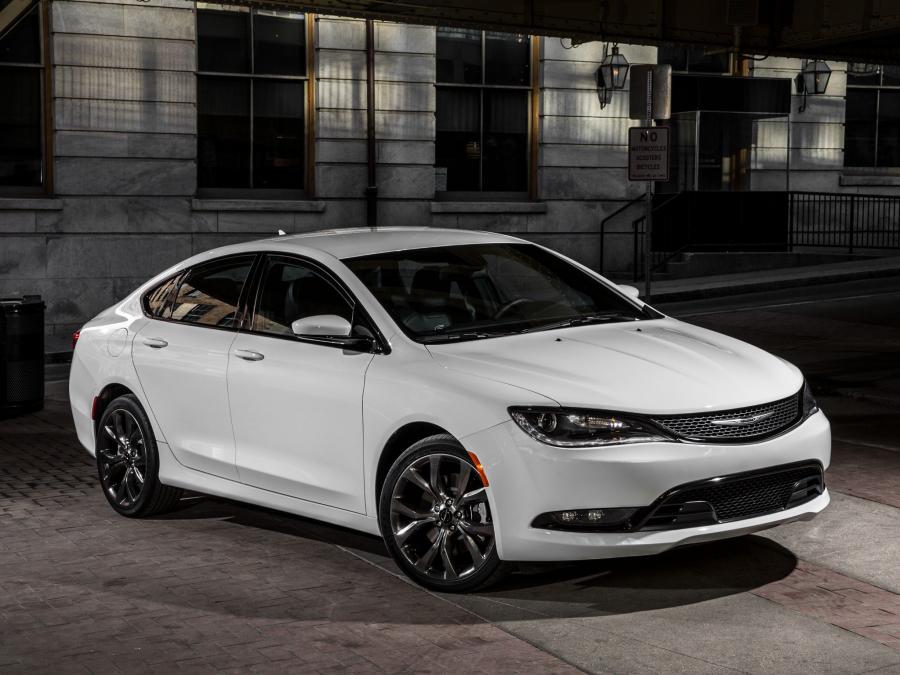  Chrysler 200 S 2014 года  (фото 36 из 69)
